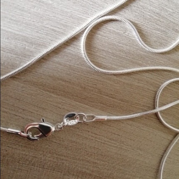 Double Hear Necklace - Picture 3 of 5